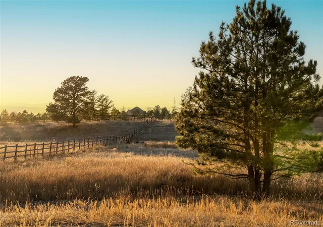 Photo 4 of Sale Pending at Woodhaven Ridge Rd, Parker, CO 80134 | MLS# 5599952 | Listing updated on 2026-09-02