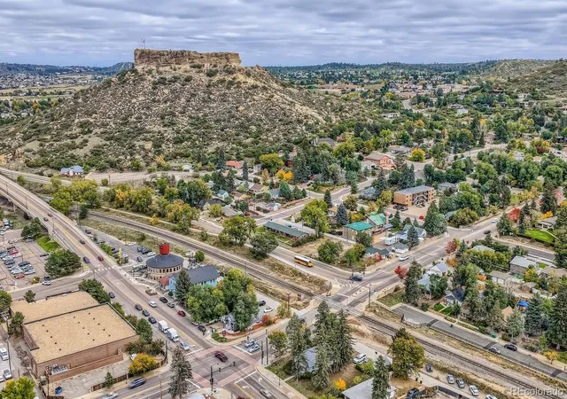 2nd image of 422 Perry St, Castle Rock, CO 80104 | MLS# 4996329