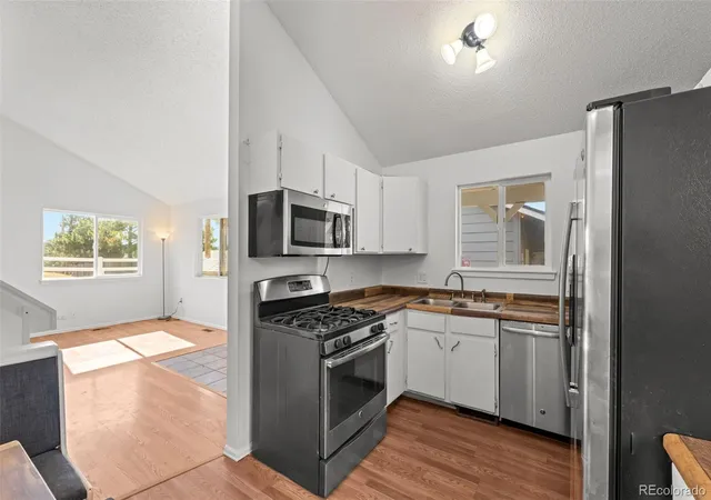 4th image of 275 Settlement Ln #A2, Elizabeth, CO 80107 | MLS# 4952978