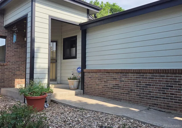 1st image of 11183 E Baltic Pl, Aurora, CO 80014 | MLS# 2640726