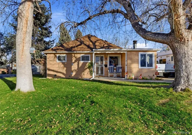 Homes for sale in Englewood, CO | 4800 S Fox St, Englewood, CO 80110 | MLS# 7047392