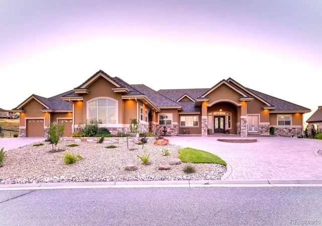 1st image of 6963 S Espana Way, Aurora, CO 80016 | MLS# 5939165