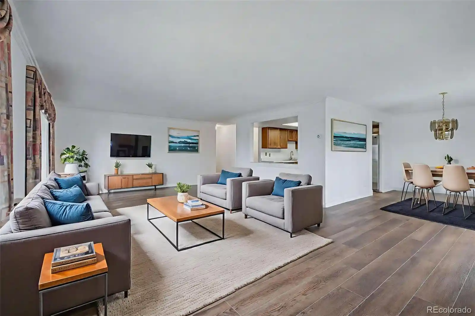 Listing Photo 1 - Condo for sale in 14390 E Marina Dr located at 14390 E Marina Dr, Aurora, CO 80014 - Unit #302
