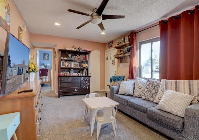 3rd image of 775 Victor St, Aurora, CO 80011 | MLS# 5570804
