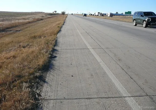 3rd image of Manila, Bennett, CO 80102 | MLS# 6876164