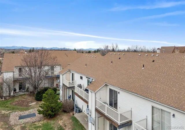 Listing Photo 5 - Condo for sale in building located at 18080 Becket Dr, Parker, CO 80134