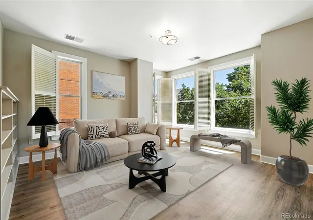 Homes for sale in Denver, CO | 1631 N Emerson St, Denver, CO 80218