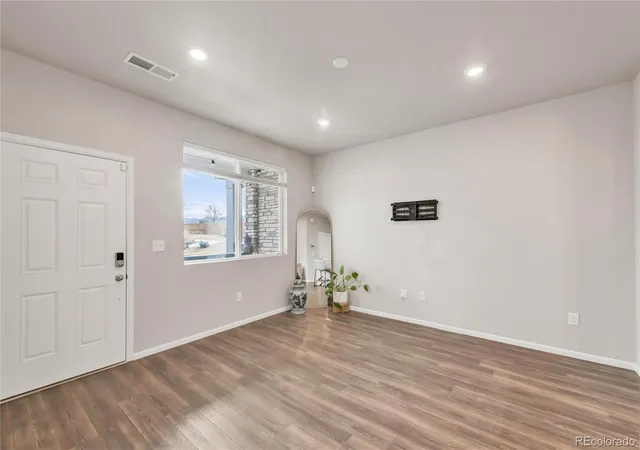 4th image of 11424 W Belleview Dr, Littleton, CO 80127 | MLS# 8878794