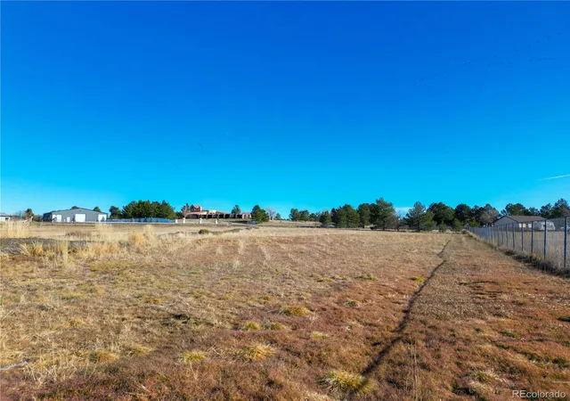 2nd image of 127 S Coolidge St, Aurora, CO 80018 | MLS# 5109502