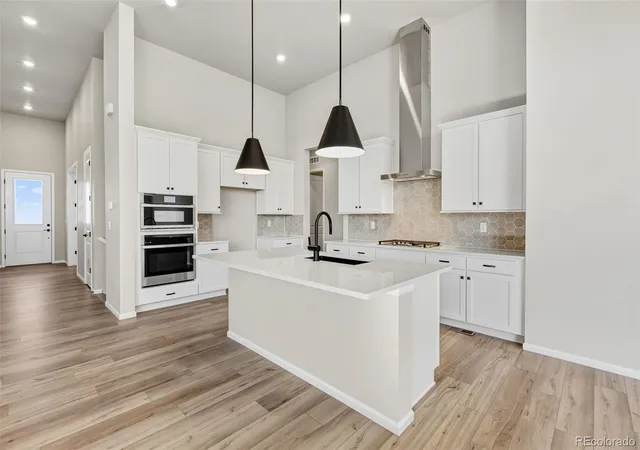 2nd image of 15276 Pontiac St, Thornton, CO 80602 | MLS# 8198199