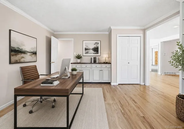 Listing Photo 4 - Condo for sale in building located at 4675 S Yosemite St, Denver, CO 80237 - Unit #208