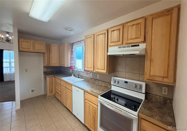 Photo 3 of Single family home for sale at 2660 Campfire Rd, Hartsel, CO 80449 | MLS# 7486412 | Listing updated on 2026-08-20