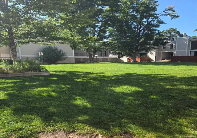2nd image of 1050 S Monaco Pkwy, Denver, CO 80224
