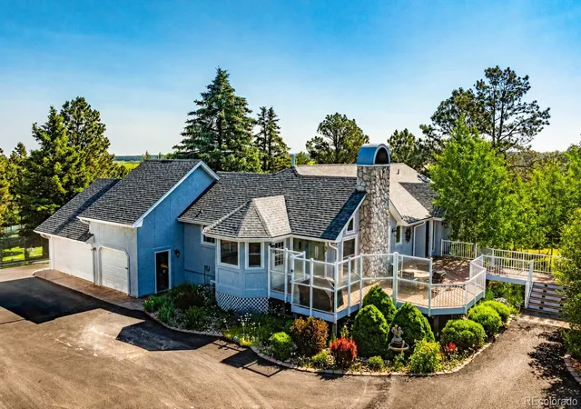 Photo 5 of Single family home for sale at 17815 Saddlewood, Monument, CO 80132 | MLS# 9408402 | Listing updated on 2026-08-26