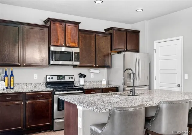 5th image of 804 Mulberry Ct, Brighton, CO 80601 | MLS# 1836590