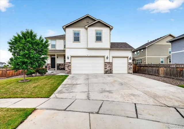 3rd image of 804 Mulberry Ct, Brighton, CO 80601 | MLS# 1836590