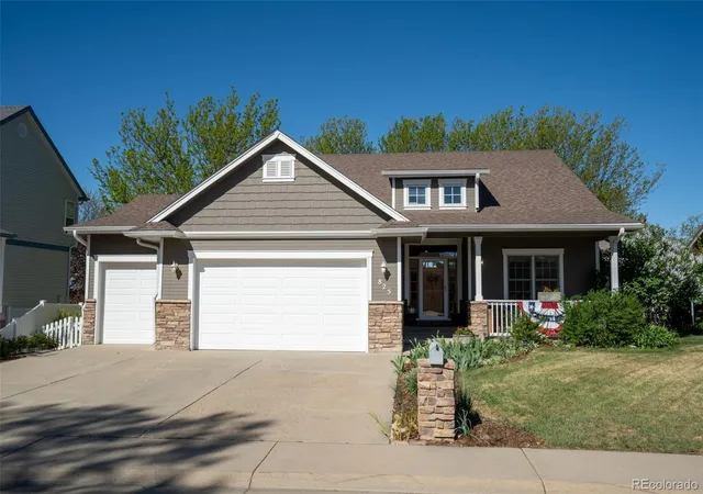 Photo 3 of Single family home for sale at 825 Rose Dr, Brighton, CO 80601 | MLS# 7213931 | Listing updated on 2026-09-17