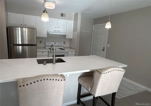 Photo 4 of Condo for sale at 2575 S Syracuse Way #J102, Denver, CO 80231 | MLS# 5336576 | Listing updated on 2026-07-24