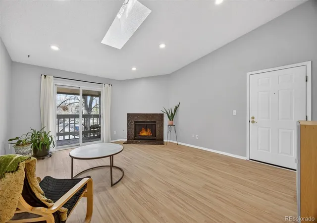 4th image of 8225 Fairmount Dr #203, Denver, CO 80247 | MLS# 6646334
