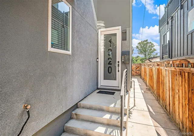 3rd image of 1320 Knox Ct, Denver, CO 80204 | MLS# 7802520