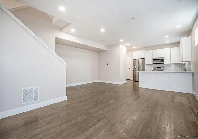 4th image of 1320 Knox Ct, Denver, CO 80204 | MLS# 7802520