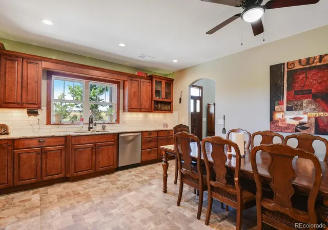 5th image of 6200 Canyon Trl, Elizabeth, CO 80107 | MLS# 9303409