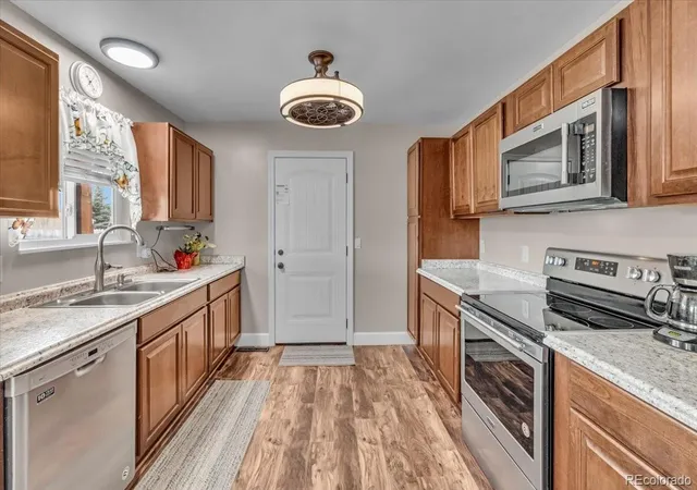 Photo 4 of Single family home for sale at 4694 S Ouray Way, Aurora, CO 80015 | MLS# 5075702 | Listing updated on 2026-09-04
