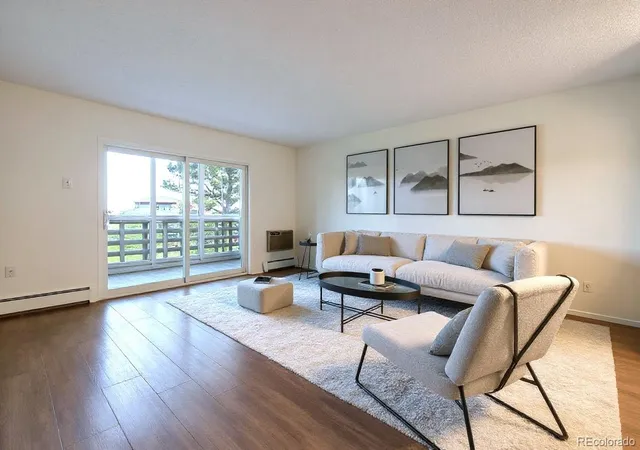 5th image of 350 S Clinton St #8B, Denver, CO 80247 | MLS# 5861488