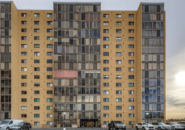 2nd image of 7877 E Mississippi Ave #602, Denver, CO 80247 | MLS# 4253409