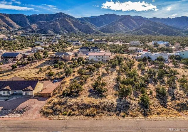Photo 3 of Single family home for sale at 46 Fox Run Ct, Canon City, CO 81212 | MLS# 6210633 | Listing updated on 2026-05-08