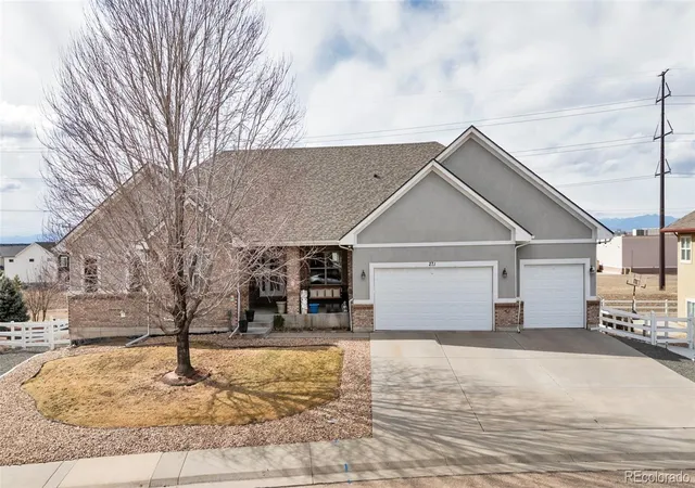 Photo 3 of Single family home for sale at 271 Corvette Cir, Fort Lupton, CO 80621 | MLS# 6316990 | Listing updated on 2026-09-24