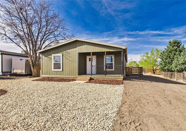 Homes for sale in Pueblo, CO | 105 E Cellini Dr, Pueblo, CO 81007 | MLS# 4941536