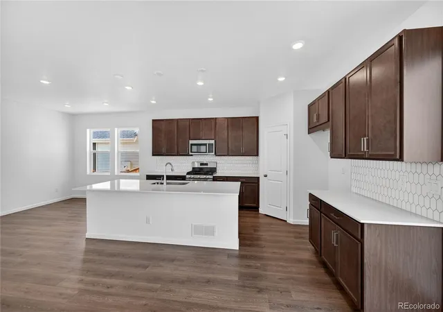 2nd image of 28445 E 4th Ave, Watkins, CO 80137 | MLS# 7393844