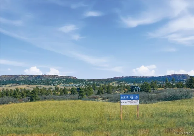 4th image of 3878 Turret Ln, Sedalia, CO 80135 | MLS# 3756989