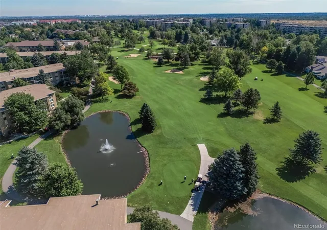 Listing Photo 2 - Condo for sale in building located at 3082 S Wheeling Wy, Aurora, CO 80014 - Unit #205
