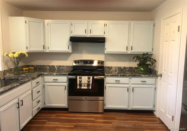 2nd image of 4665 S Dillon Ct, Aurora, CO 80015