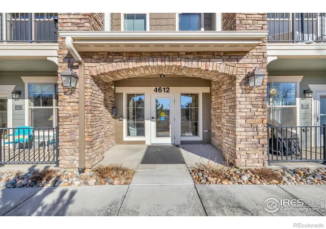 2nd image of 4612 Hahns Peak Dr, Loveland, CO 80538