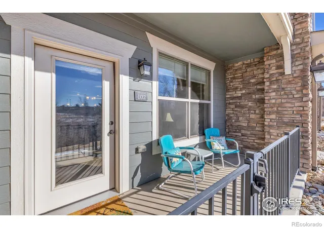 Listing Photo 4 - Condo for sale in building located at 4612 Hahns Peak Dr, Loveland, CO 80538 - Unit #102
