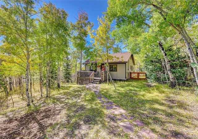 Photo 2 of Single family home for sale at 205 Ohler Ct, Jefferson, CO 80456 | MLS# 7545395 | Listing updated on 2026-10-14