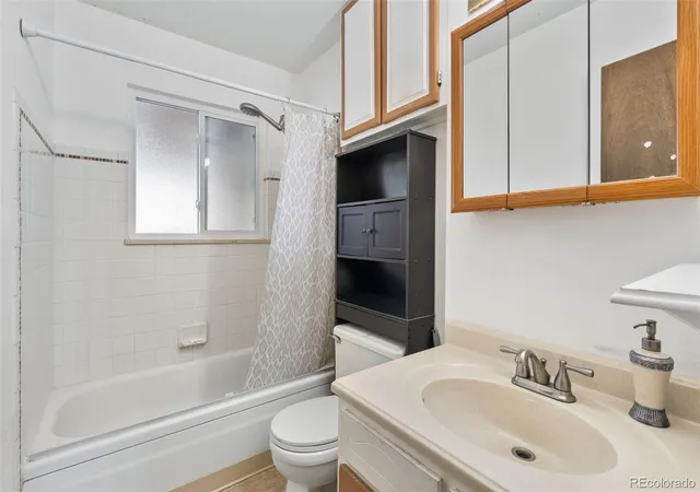 Photo 4 of Single family home for sale at 4096 London Ln, Colorado Springs, CO 80916 | MLS# 8944872 | Listing updated on 2026-09-17