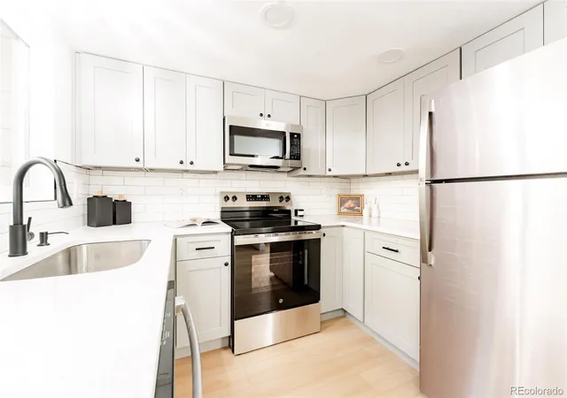 4th image of 7978 Chase Cir #B, Arvada, CO 80003 | MLS# 2755771