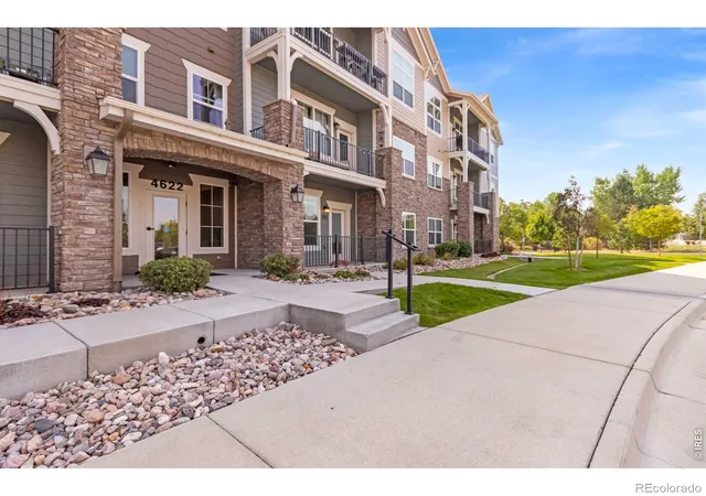Homes for sale in Loveland, CO | 4622 Hahns Peak Dr, Loveland, CO 80538