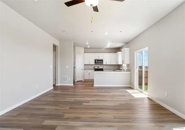 4th image of 48165 Shetland Dr, Bennett, CO 80102 | MLS# 5462509