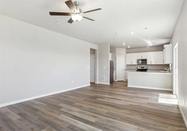 5th image of 48165 Shetland Dr, Bennett, CO 80102 | MLS# 5462509