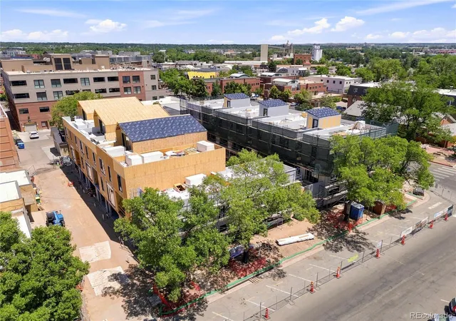 Photo 2 of Townhouse for sale at 228 E Oak St, Fort Collins, CO 80524 | MLS# 3150113 | Listing updated on 2026-10-07