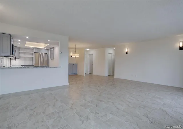 image of 14001 E Marina Dr #411, Aurora, CO 80014 | MLS# 2522606