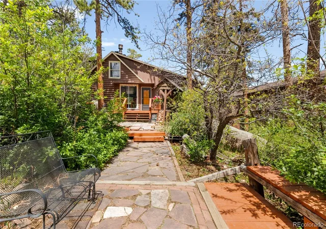 Photo 3 of Single family home for sale at 10225 Ute Pass Ave, Green Mountain Falls, CO 80819 | MLS# 4981489 | Listing updated on 2026-07-15