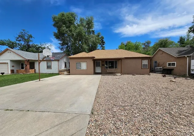 Photo 3 of Single family home for sale at 634 Acero Ave, Pueblo, CO 81004 | MLS# 9785651 | Listing updated on 2026-03-11