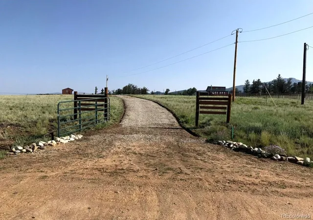 3rd image of 1289 Willow Wy, Jefferson, CO 80456 | MLS# 2620490