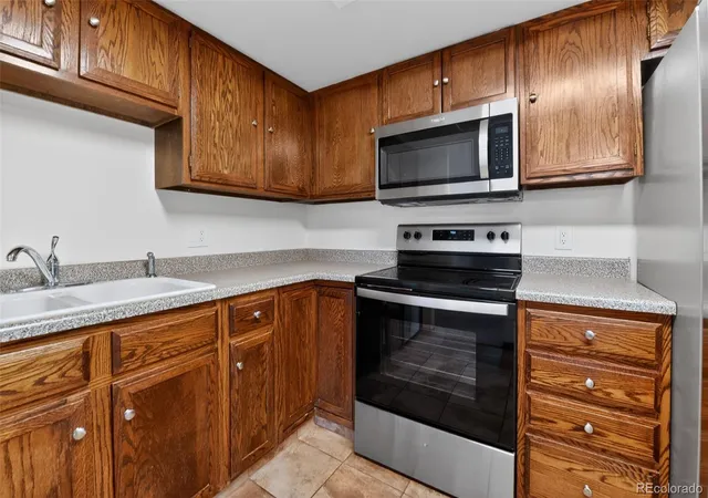 4th image of 14001 E Marina Dr #606, Aurora, CO 80014 | MLS# 2176672